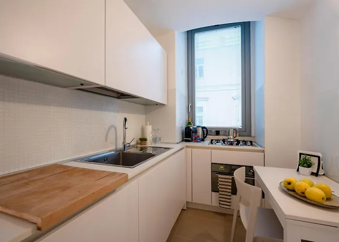 Dimora Delle Stelle - Design & Heritage 3* باري